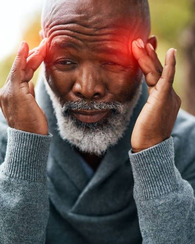 Dor de cabeça persistente avaliada por neurocirurgia